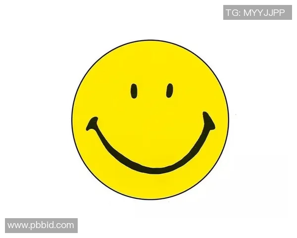 笑脸头像下的足球明星女生展现青春活力与运动魅力